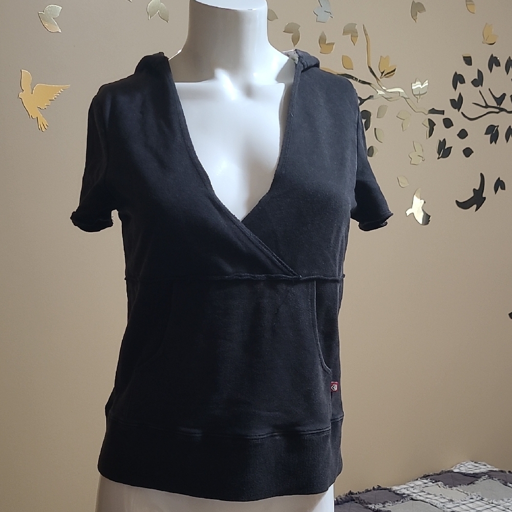 Groggy Low Cut Hoody Short Sleeves Floral Patterned Hood Lined Charcoal Black